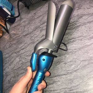 Babyliss Pro Nano Titanium Curling Iron 1.5 inch